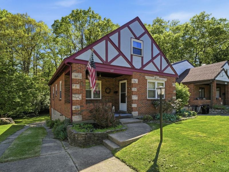 667 Overlook Avenue, Cincinnati, OH 45238 Photo 2