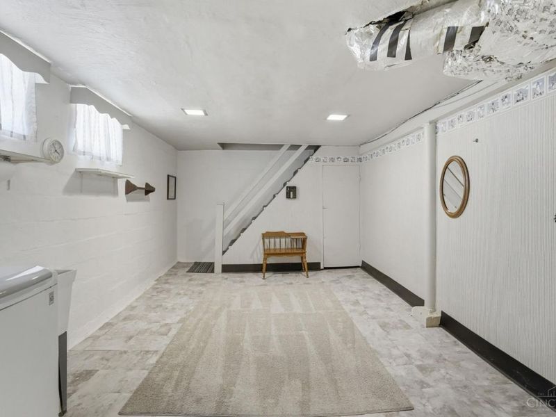 667 Overlook Avenue, Cincinnati, OH 45238 Photo 27