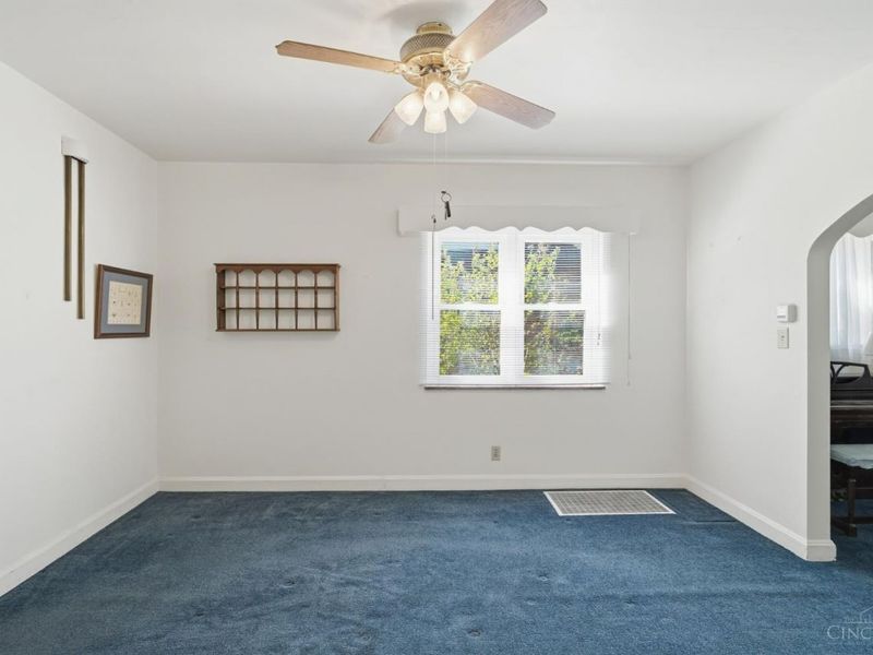 667 Overlook Avenue, Cincinnati, OH 45238 Photo 9