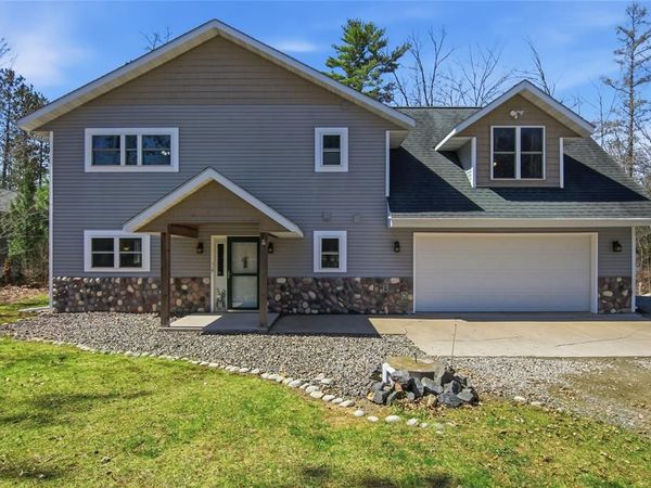 W8895 North Lake Road, Greenwood, WI 54437