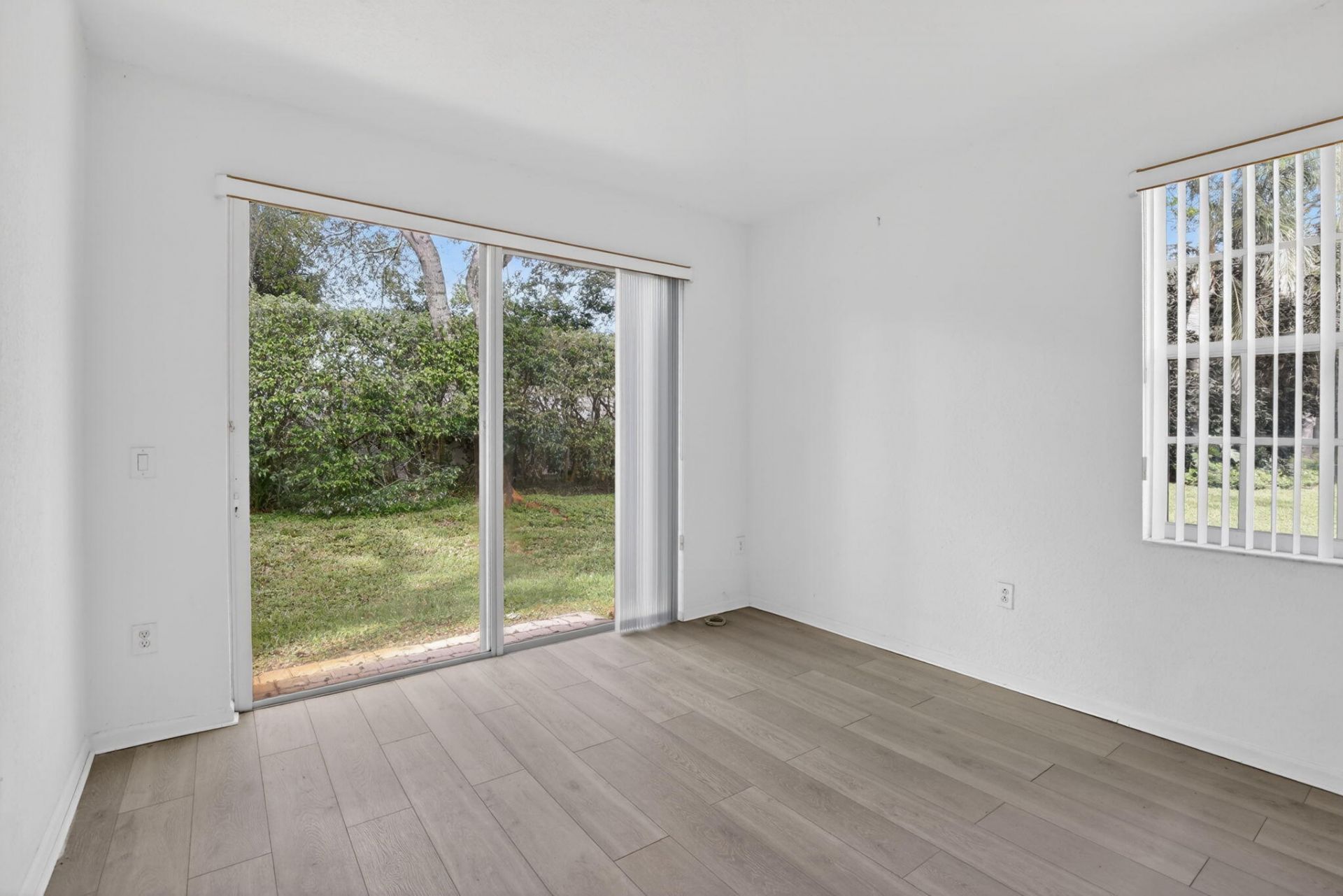 7915 NW 20th Street, Pembroke Pines, FL 33024 Photo