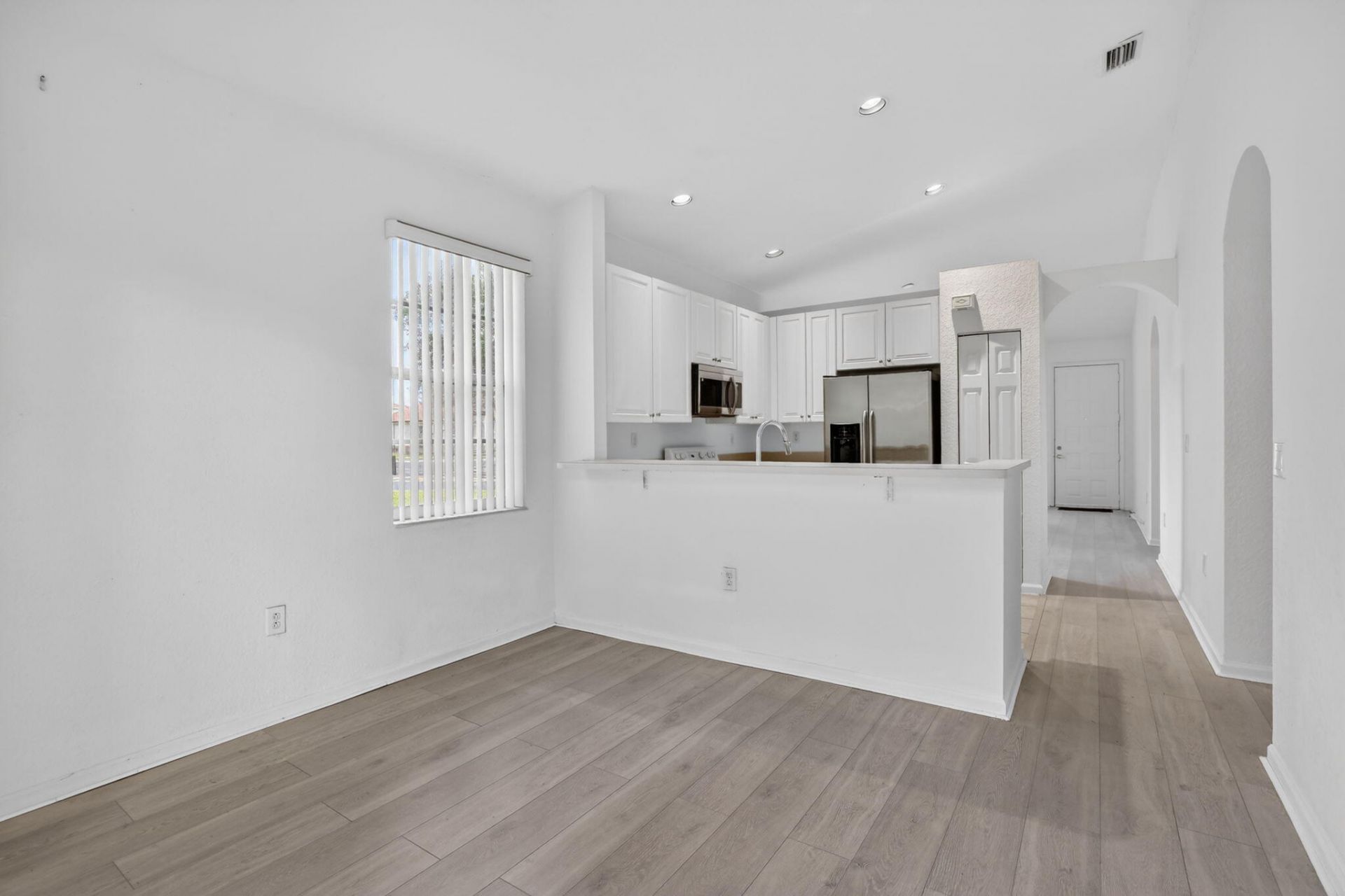 7915 NW 20th Street, Pembroke Pines, FL 33024 Photo