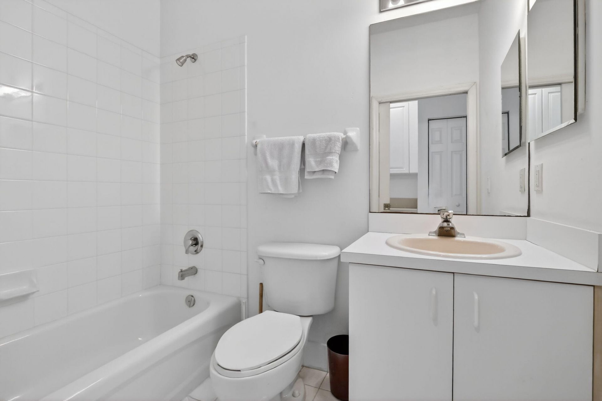 7915 NW 20th Street, Pembroke Pines, FL 33024 Photo