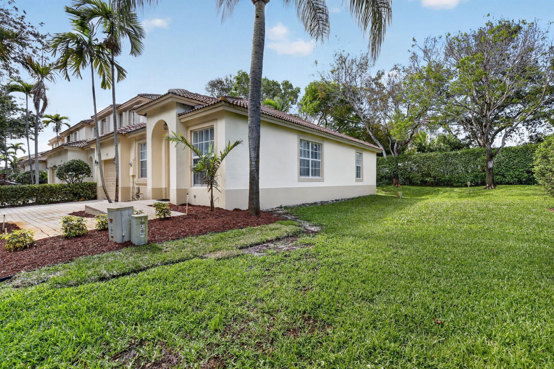 7915 NW 20th Street, Pembroke Pines, FL 33024 Photo
