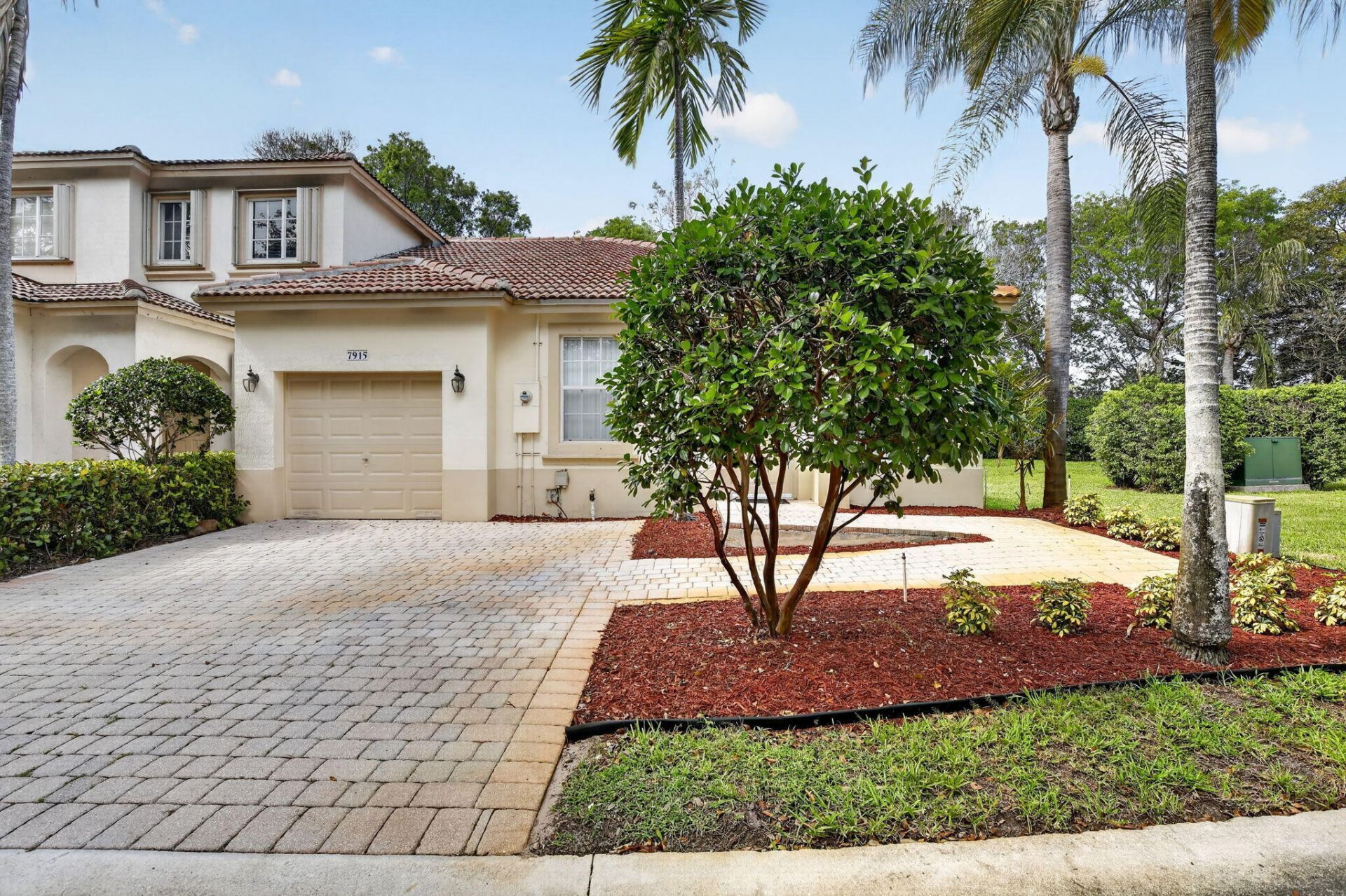 7915 NW 20th Street, Pembroke Pines, FL 33024 Photo
