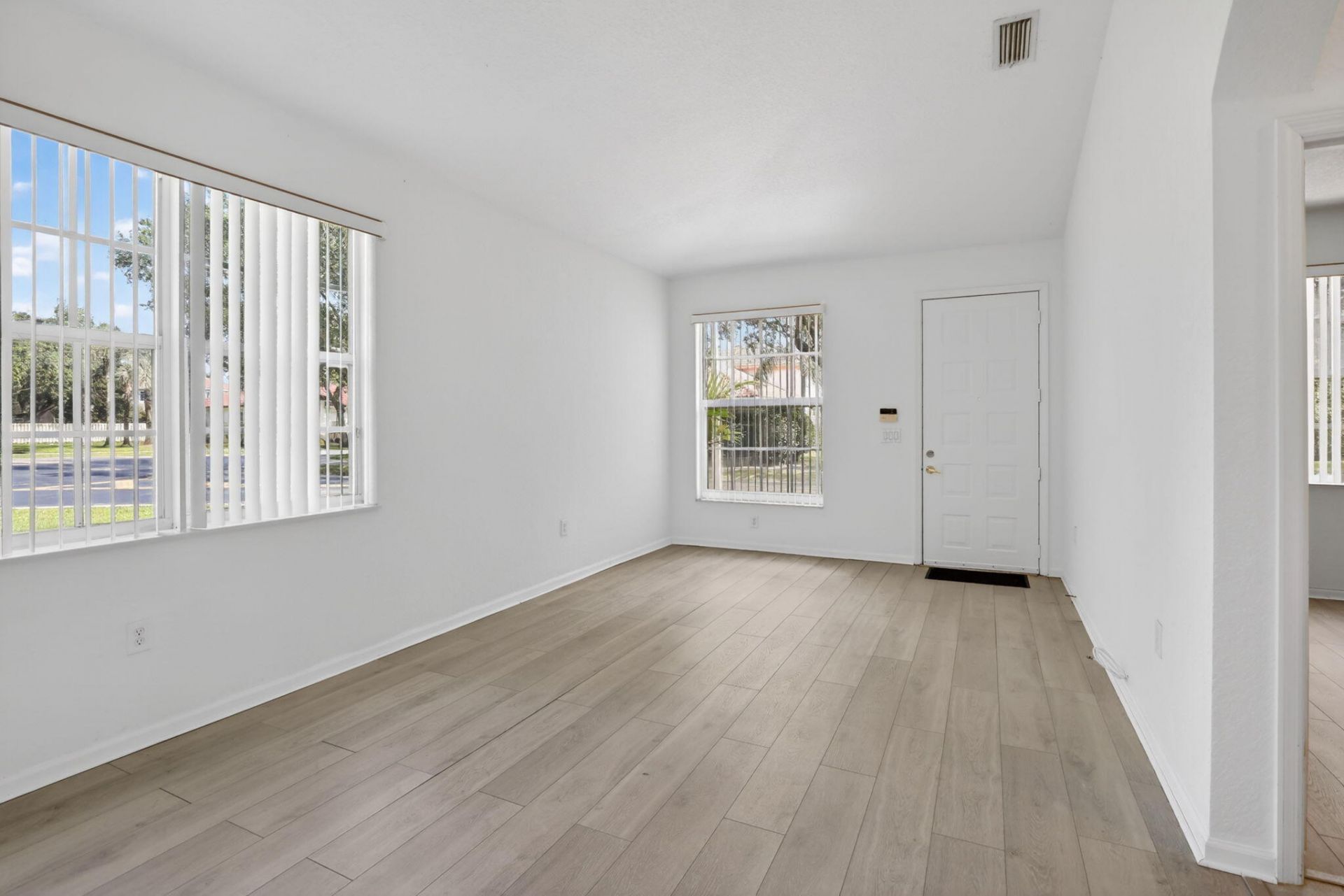 7915 NW 20th Street, Pembroke Pines, FL 33024 Photo