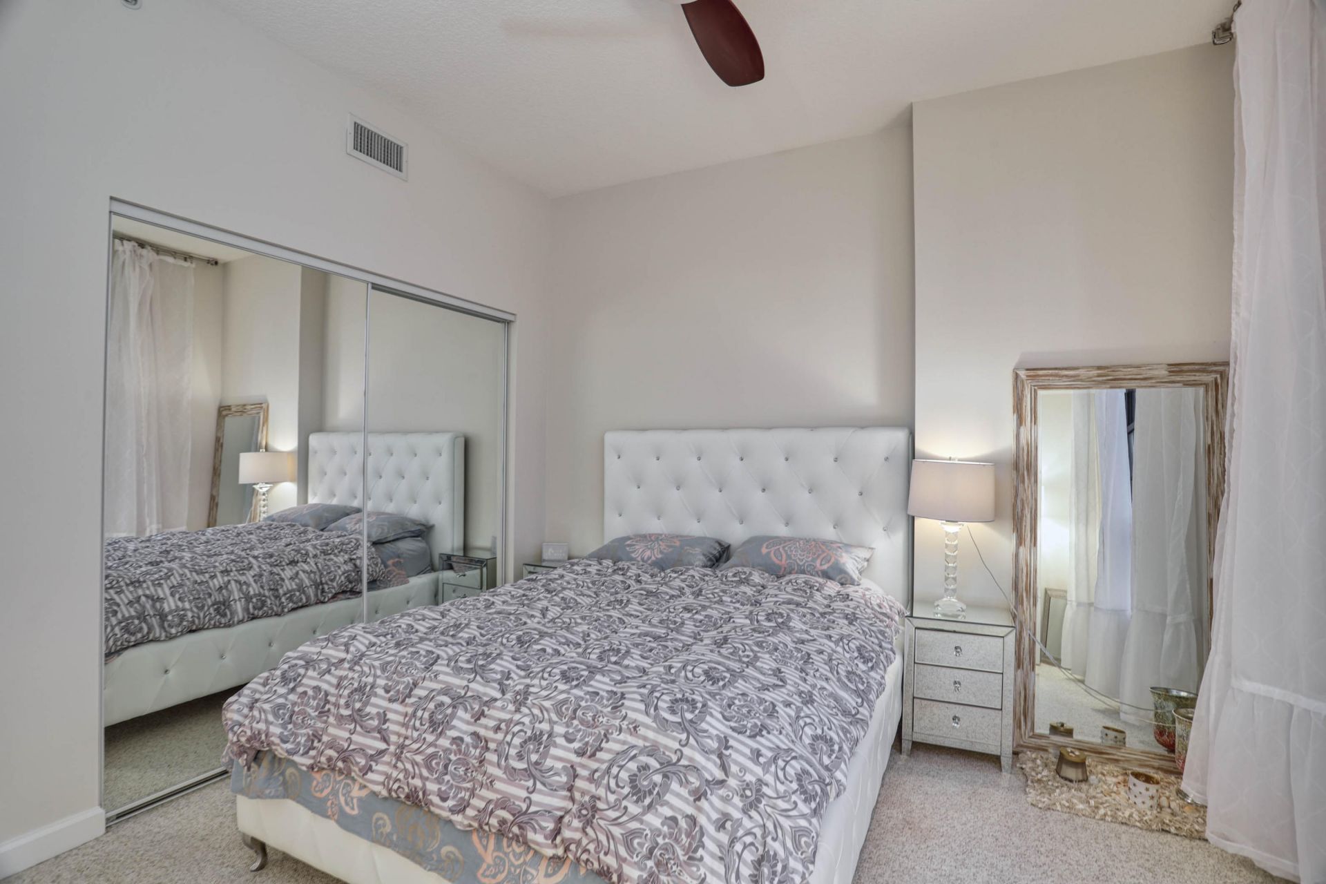 801 S Olive Avenue, Unit 707, West Palm Beach, FL 33401 Photo