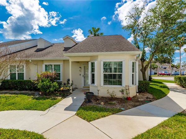 1901 Westminster Circle, Unit 2, Vero Beach, FL 32966