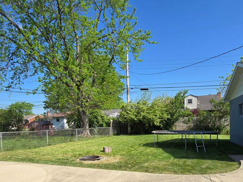 2642 Kingston Avenue , Grove City, OH 43123 Photo 37