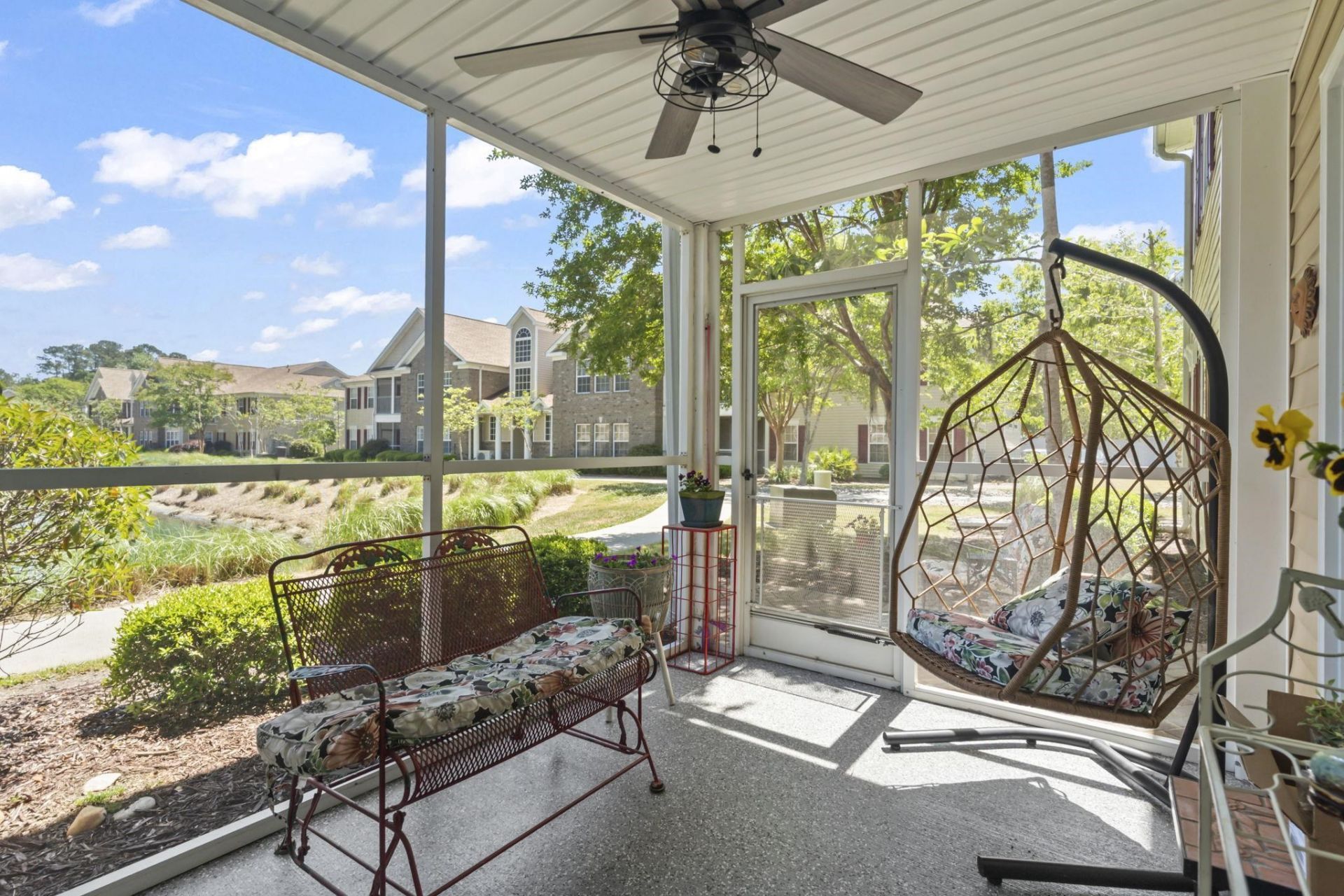 200 Vendura Ct.  Photo 9