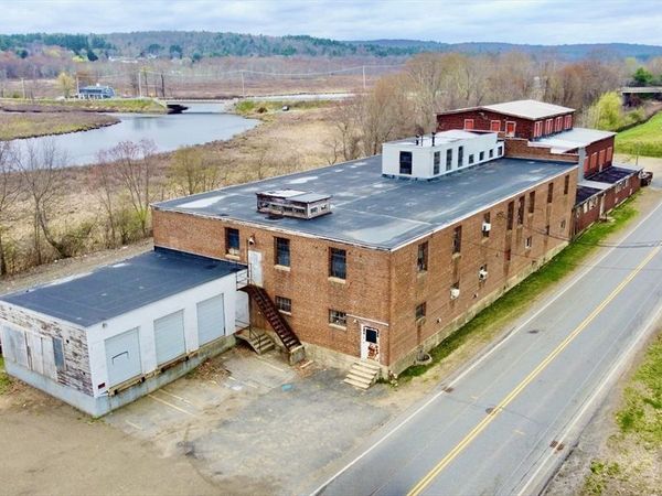 55 Mill St, Brookfield, MA 01506