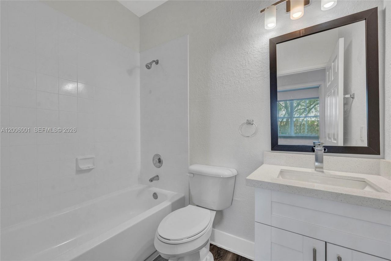 1435 SE 25th Ave , Homestead, FL 33035 Photo