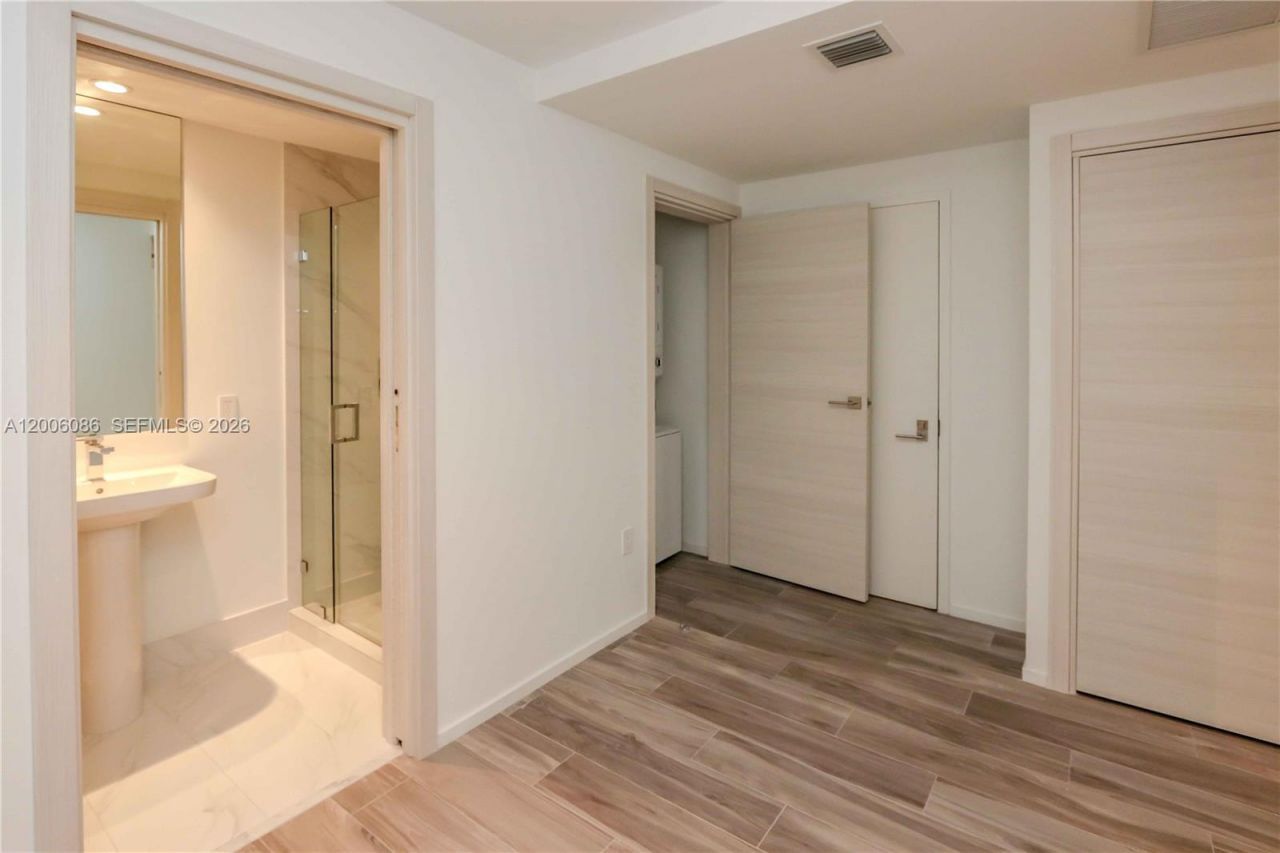 801 S Miami Ave, Unit 3606, Miami, FL 33130 Photo