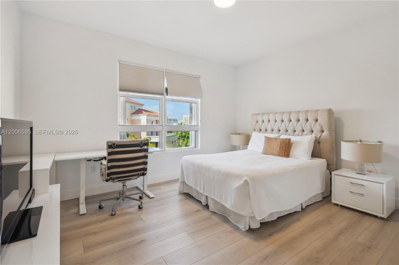 747 Crandon Blvd , Unit PH10, Key Biscayne, FL 33149 Photo