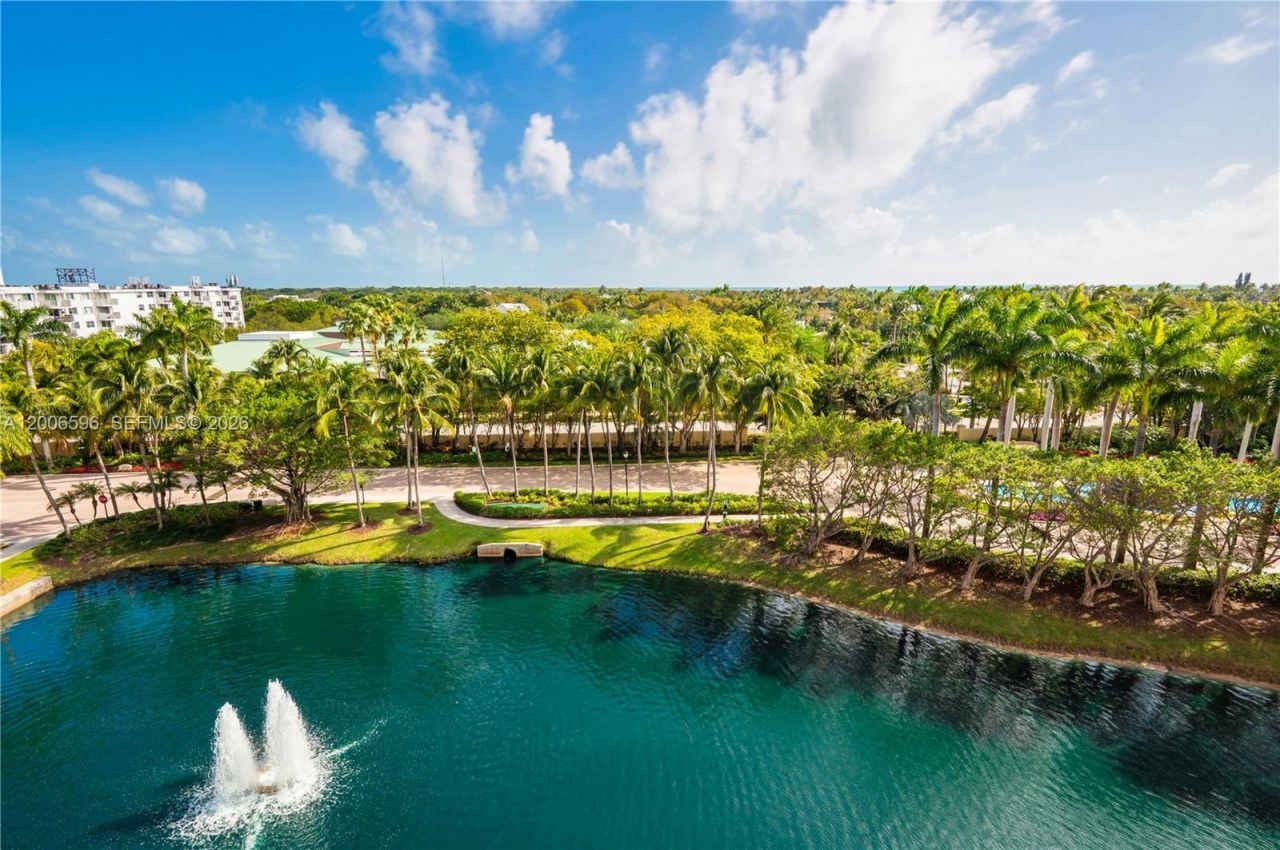 747 Crandon Blvd , Unit PH10, Key Biscayne, FL 33149 Photo