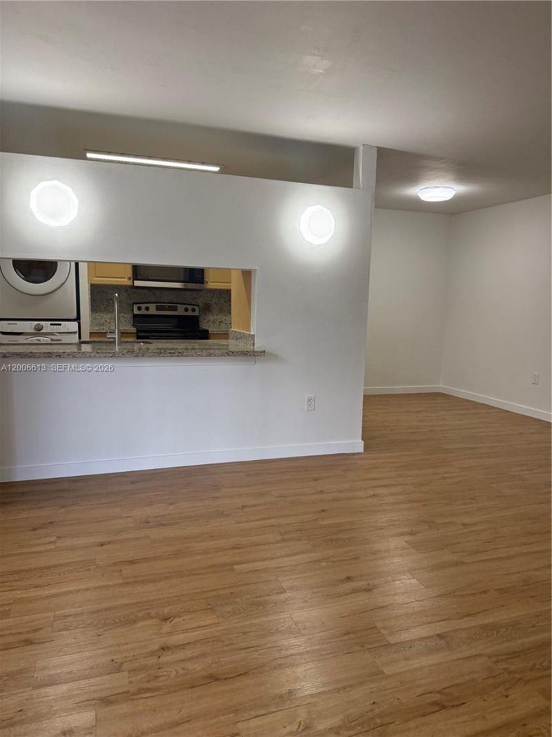 15675 SW 74th Cir Dr, Unit 5, Miami, FL 33193 Photo