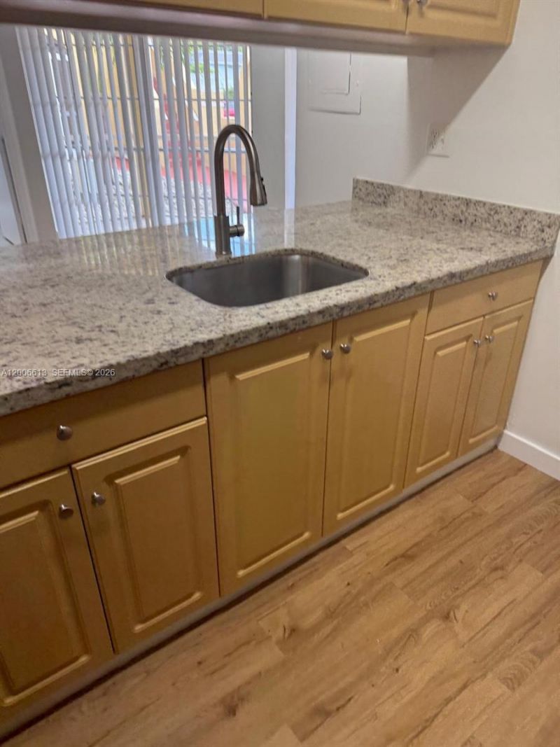 15675 SW 74th Cir Dr, Unit 5, Miami, FL 33193 Photo