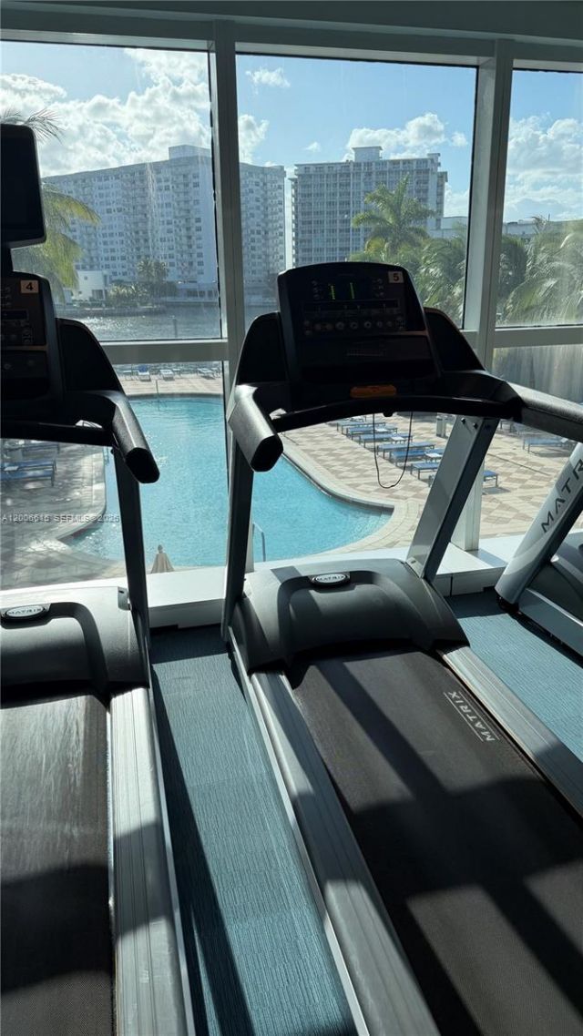 1945 S Ocean Dr, Unit 603, Hallandale Beach, FL 33009 Photo