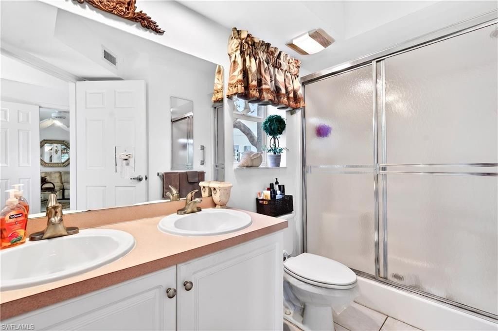 15395 Cedarwood Ln, Unit 104, Naples, FL 34110 Photo