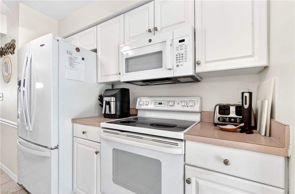 15395 Cedarwood Ln, Unit 104, Naples, FL 34110 Photo