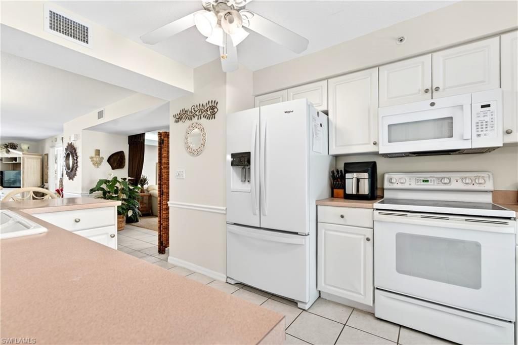 15395 Cedarwood Ln, Unit 104, Naples, FL 34110 Photo