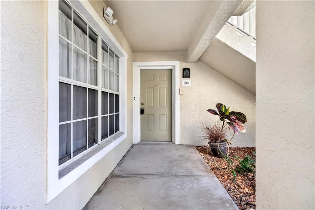 15395 Cedarwood Ln, Unit 104, Naples, FL 34110 Photo