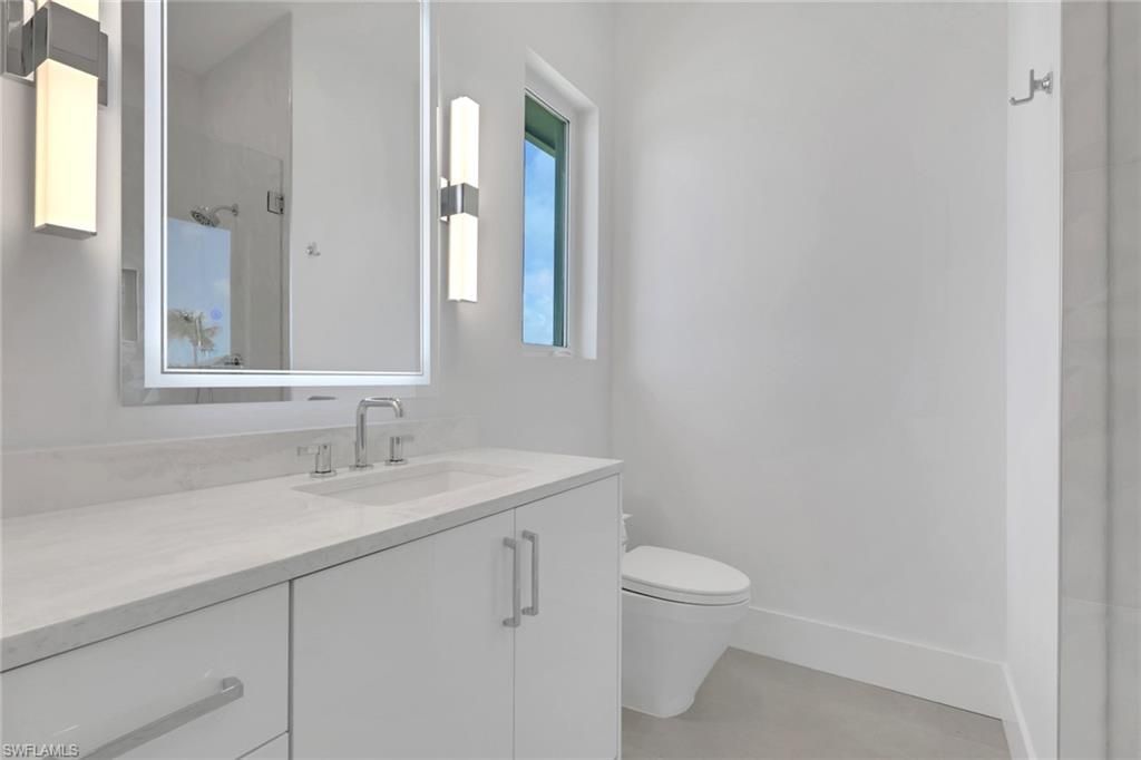 215 1st St, Bonita Springs, FL 34134 Photo