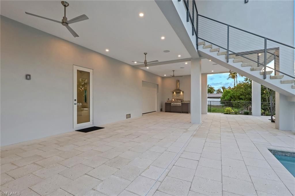 215 1st St, Bonita Springs, FL 34134 Photo