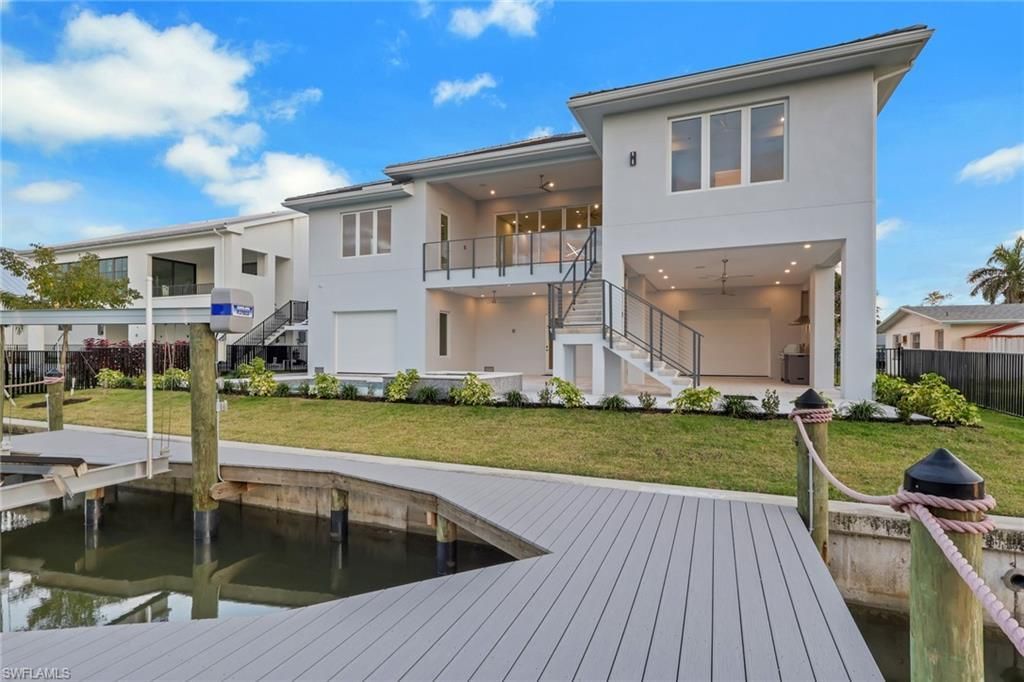 215 1st St, Bonita Springs, FL 34134 Photo