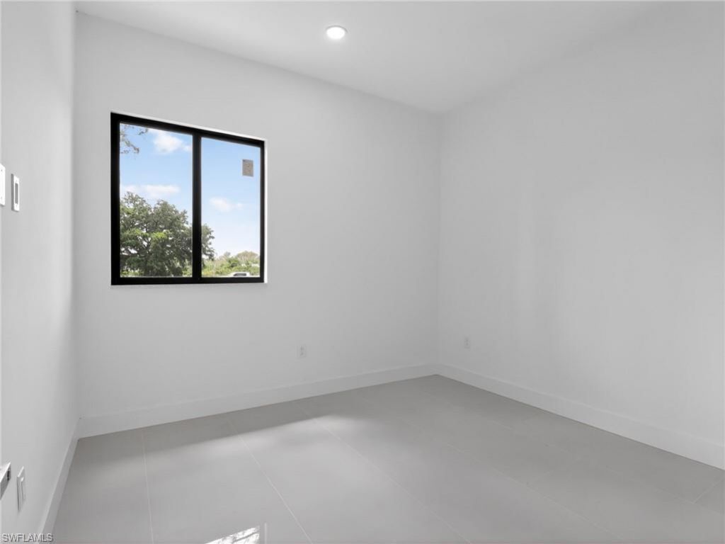 2009 Dixie Way , Lehigh Acres, FL 33972 Photo