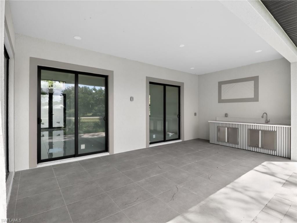 2009 Dixie Way , Lehigh Acres, FL 33972 Photo