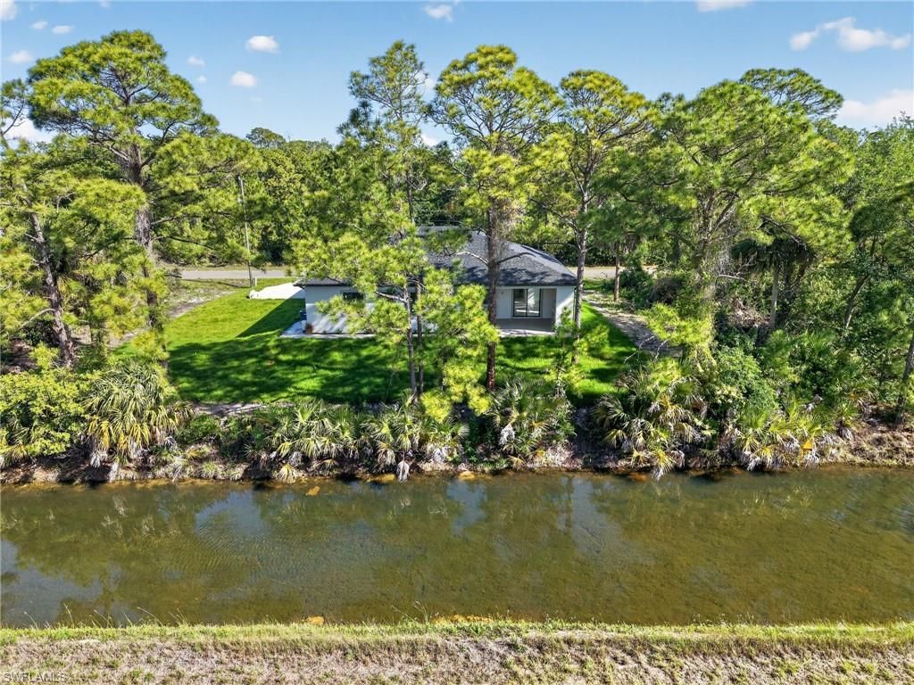 2009 Dixie Way , Lehigh Acres, FL 33972 Photo