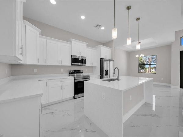 2615 45th ST SW, LEHIGH ACRES, FL 33976