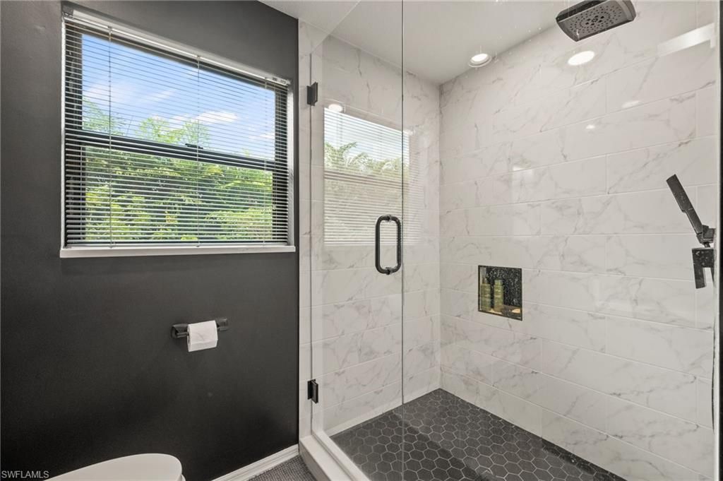 77 Emerald Woods Dr , Unit I6, Naples, FL 34108 Photo