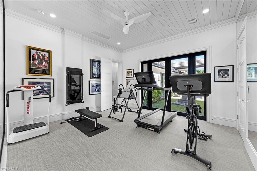 6536 Highcroft Dr, Naples, FL 34119 Photo