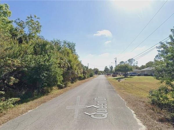 2615 Queen DR , LEHIGH ACRES, FL 33971