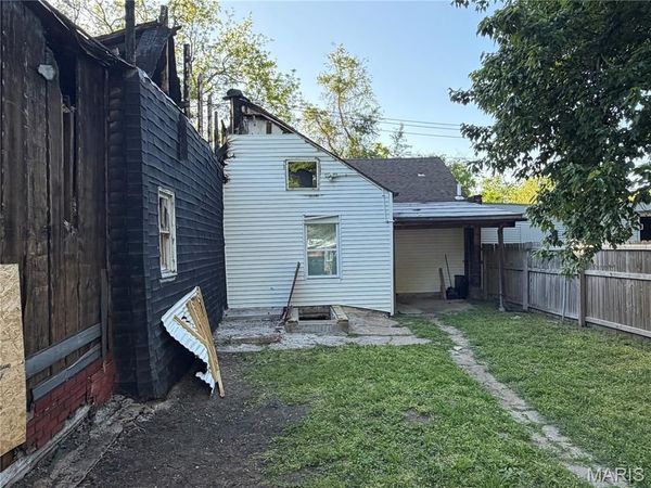 7135 Vermont Avenue , St Louis, MO 63111