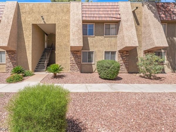 5317 Indian River Drive , Unit 295, Las Vegas, NV 89103