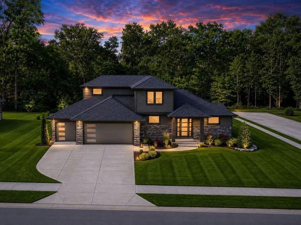 14379 Whisper Rock Boulevard, Fort Wayne, IN 46845