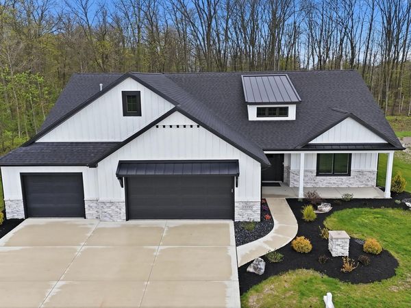 13335 Passerine Boulevard, Fort Wayne, IN 46845