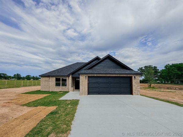 18040 S Vaughn Road , Hulbert, OK 74441