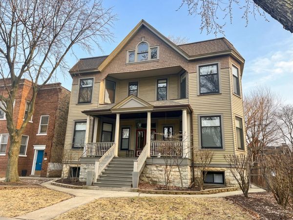 111 S Grove Avenue , Unit 2S, Oak Park, IL 60302