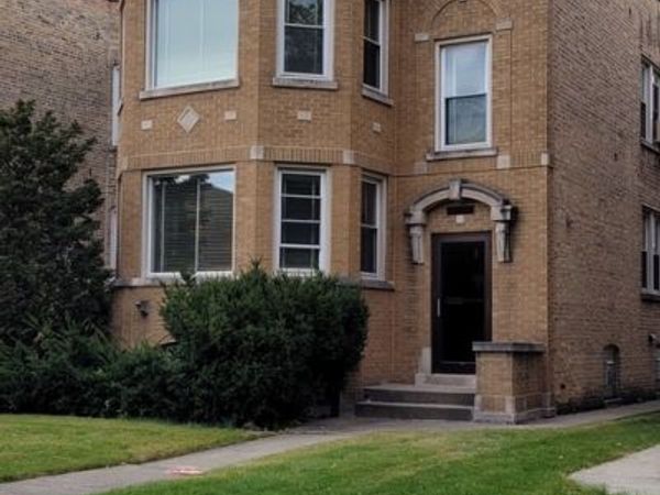 5228 W Hutchinson Street , Unit 2, Chicago, IL 60641