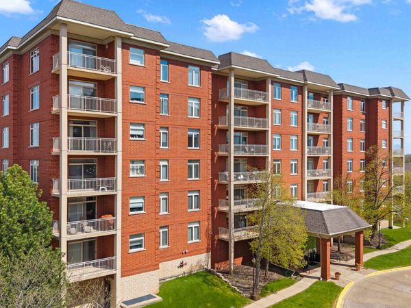 8400 Callie Avenue, Unit 607, Morton Grove, IL 60053