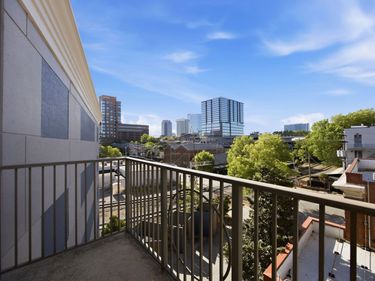 222 Glenwood Avenue, Unit 423, Raleigh, NC 27603