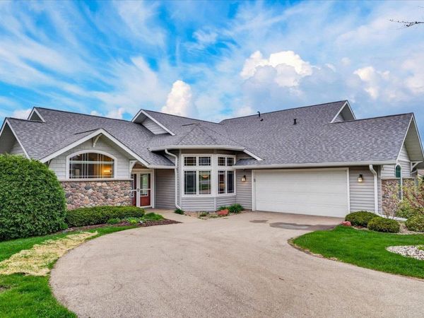 1612 Dewberry Drive, Madison, WI 53719