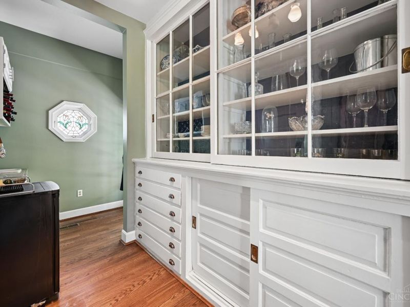 835 Ivy Avenue, Glendale, OH 45246 Photo 17