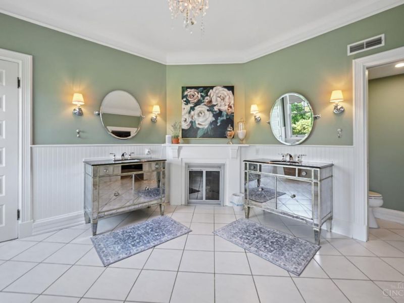 835 Ivy Avenue, Glendale, OH 45246 Photo 23