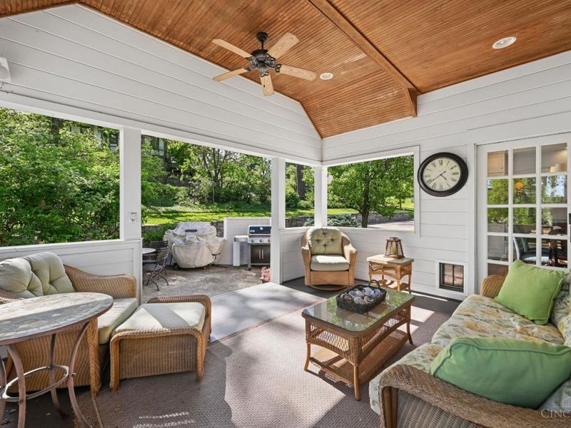 835 Ivy Avenue, Glendale, OH 45246 Photo 37