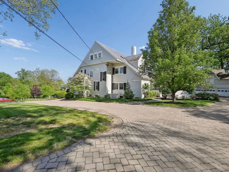 835 Ivy Avenue, Glendale, OH 45246 Photo 42